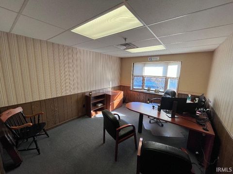 Tiny photo for 301 N Main Street, Monticello, IN 47960 (MLS # 202605033)