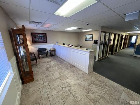 Tiny photo for 301 N Main Street, Monticello, IN 47960 (MLS # 202605033)