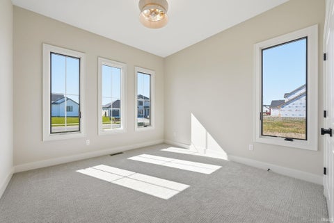 Tiny photo for 12504 Blue Jay Trail, Fort Wayne, IN 46814 (MLS # 202644901)