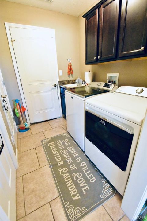 Tiny photo for 3426 Charlais Circle, Delphi, IN 46923 (MLS # 202543509)