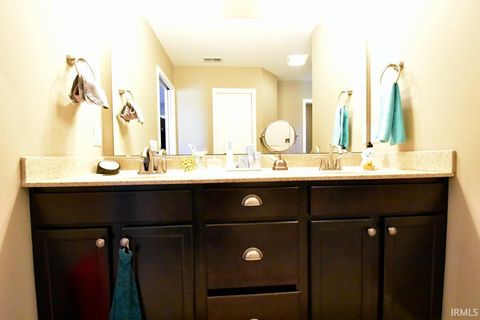 Tiny photo for 3426 Charlais Circle, Delphi, IN 46923 (MLS # 202543509)