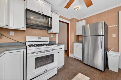 Tiny photo for 1033 S McCANN Street, Kokomo, IN 46902 (MLS # 202621771)