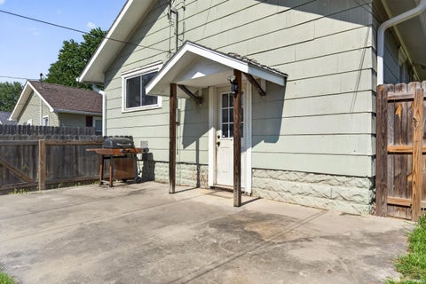 Tiny photo for 1033 S McCANN Street, Kokomo, IN 46902 (MLS # 202621771)