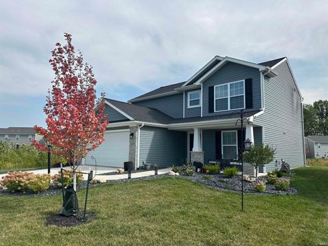 Photo of 1417 Verdigris Pass, Fort Wayne, IN 46845 (MLS # 202547122)