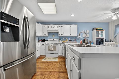 Tiny photo for 309 WINGER Way, Sweetser, IN 46987 (MLS # 202538253)