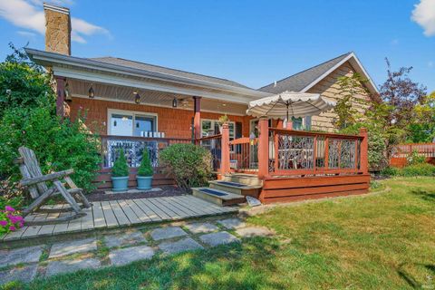 Tiny photo for 309 WINGER Way, Sweetser, IN 46987 (MLS # 202538253)