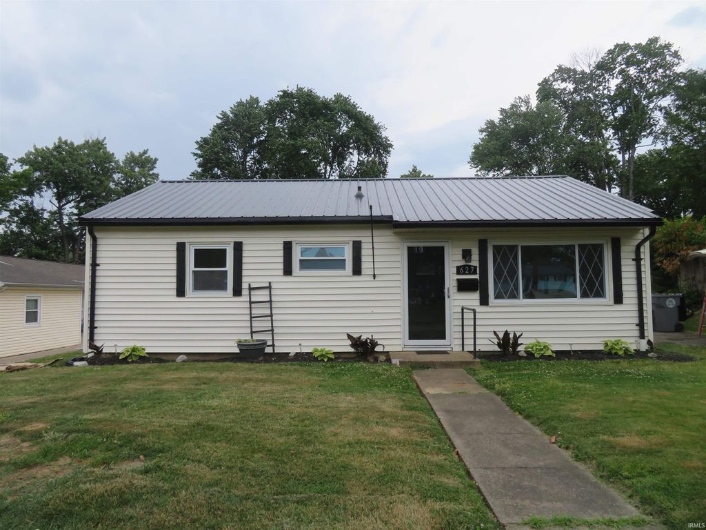 Photo of 627 Concord Boulevard, Evansville, IN 47710 (MLS # 202619187)