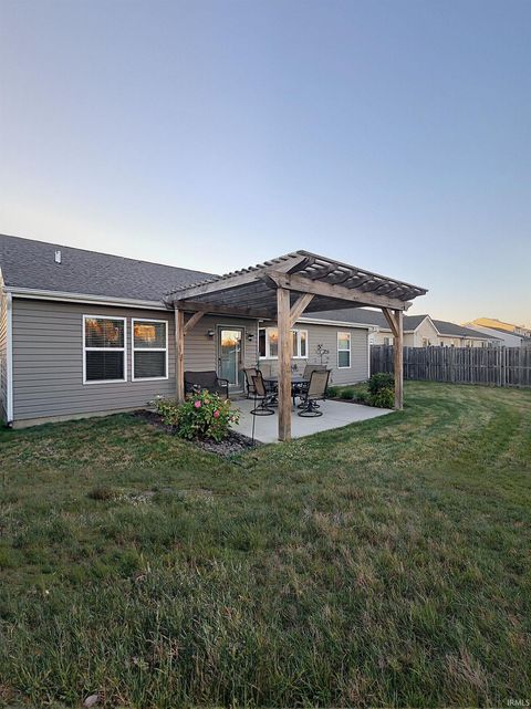 Tiny photo for 897 Farrier Place, Lafayette, IN 47905 (MLS # 202543386)