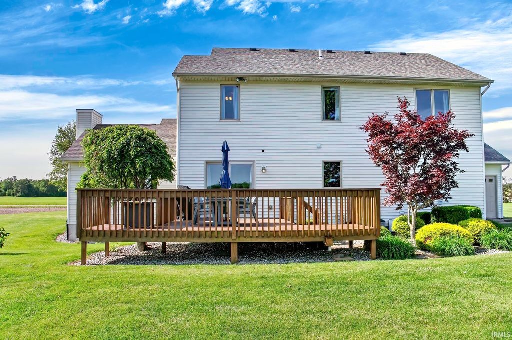 Photo of 305 E 800 N, Uniondale, IN 46791 (MLS # 202619611)