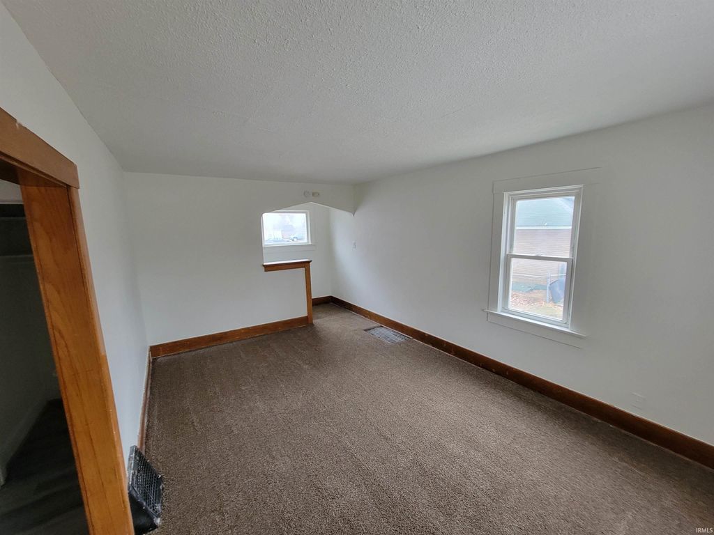 Photo of 1218 Forest Avenue, Fort Wayne, IN 46805 (MLS # 202602330)