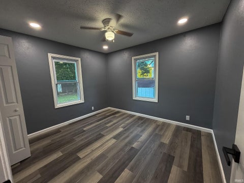 Tiny photo for 805 E 1ST Street, Huntingburg, IN 47542 (MLS # 202641878)