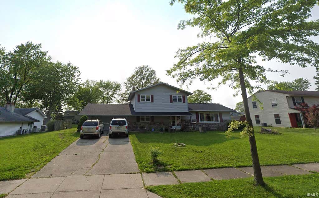 Photo of 5320 Yorkshire Drive, Fort Wayne, IN 46806 (MLS # 202631964)