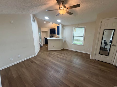 Tiny photo for 2423 N 19th Street, Lafayette, IN 47904 (MLS # 202631538)