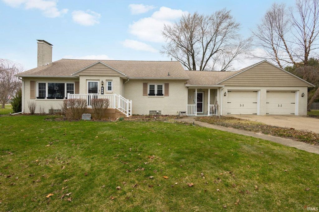 Photo of 606 Illinois Street, Walkerton, IN 46574 (MLS # 202607994)