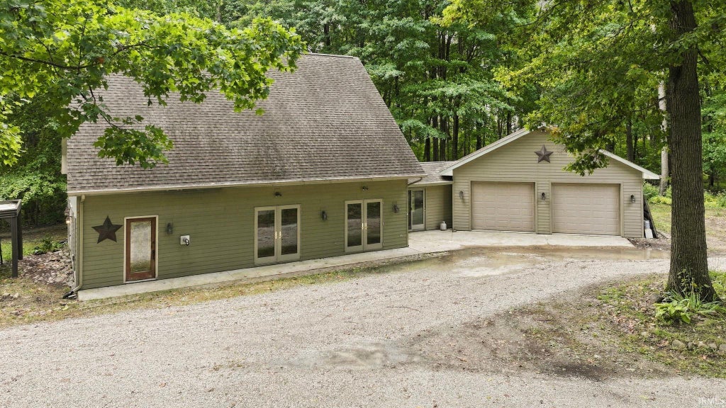 Photo of 12546 N State Road 13, North Manchester, IN 46962 (MLS # 202642222)
