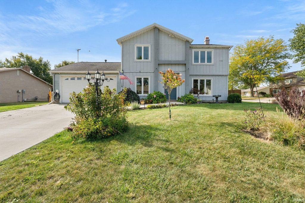 Photo of 10023 Tiffany Drive, Fort Wayne, IN 46804 (MLS # 202537864)