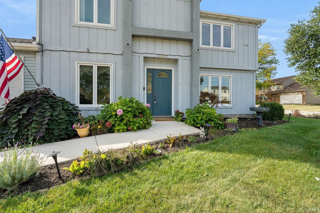 Photo of 10023 Tiffany Drive, Fort Wayne, IN 46804 (MLS # 202537864)
