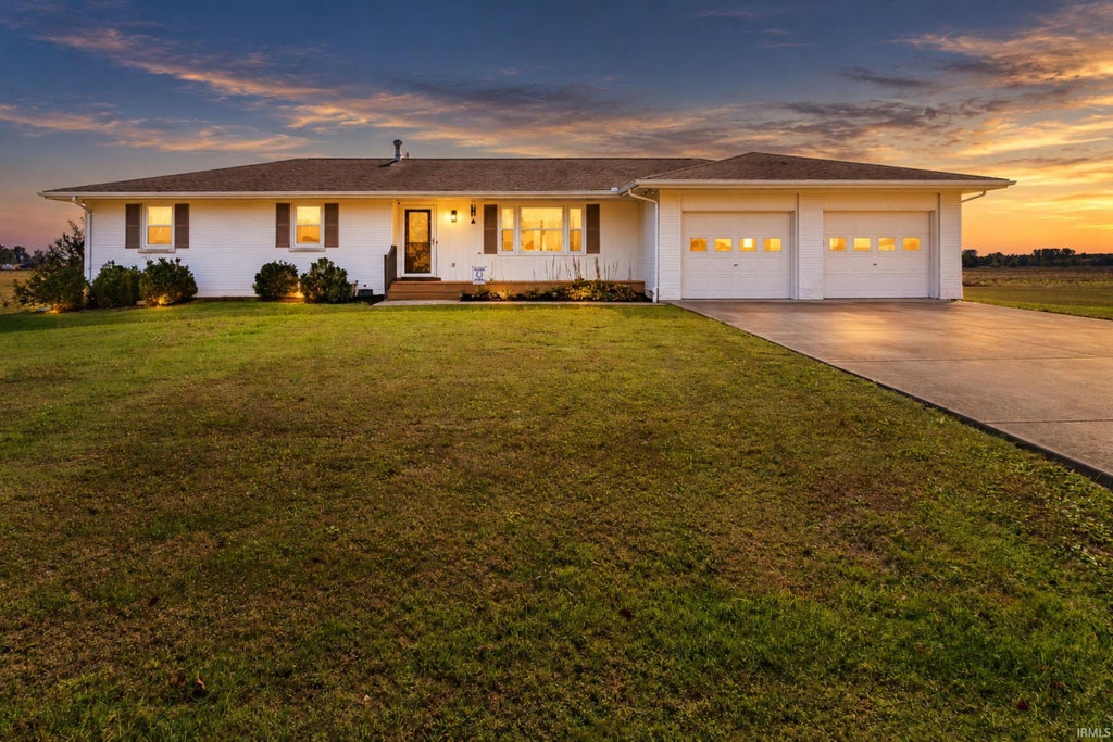 Photo of 6109 Fitzgerald Road, Evansville, IN 47715 (MLS # 202643714)