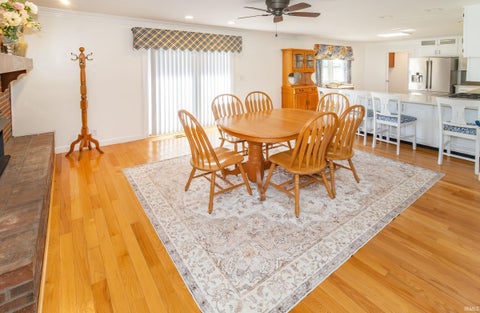 Tiny photo for 6109 Fitzgerald Road, Evansville, IN 47715 (MLS # 202643714)
