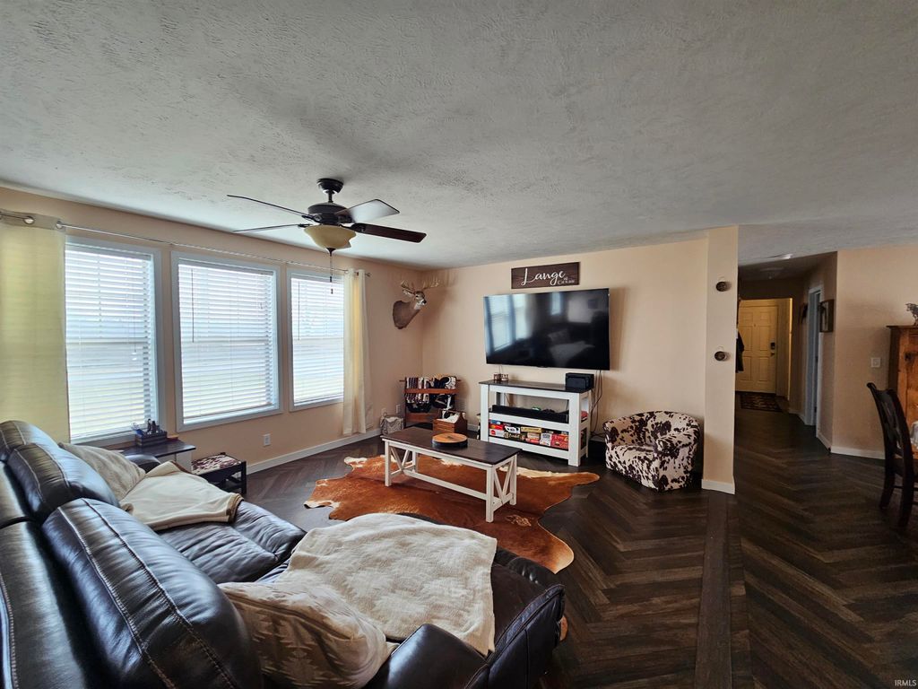 Photo of 1864 S 700 E Road, Marion, IN 46953 (MLS # 202605371)