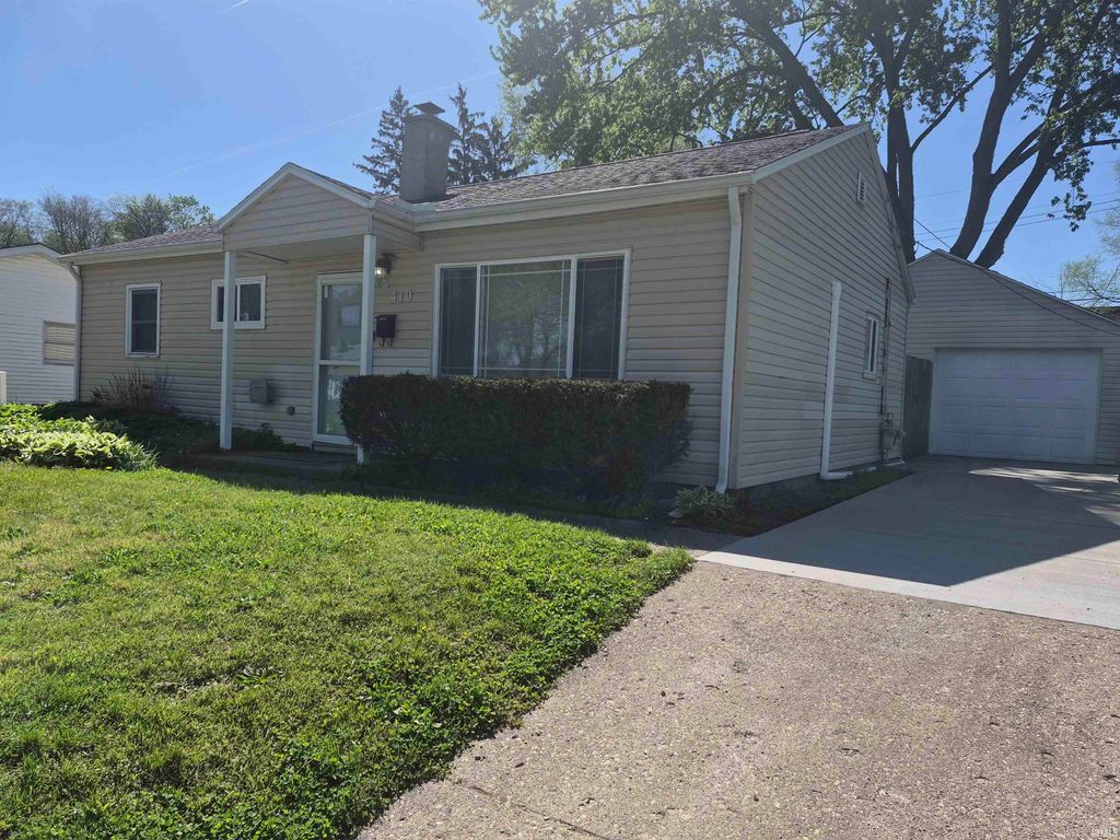 Photo of 410 Barbie Street, South Bend, IN 46614 (MLS # 202614760)