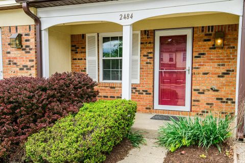 Photo of 2484 S Brittany Lane, Bloomington, IN 47401 (MLS # 202613236)