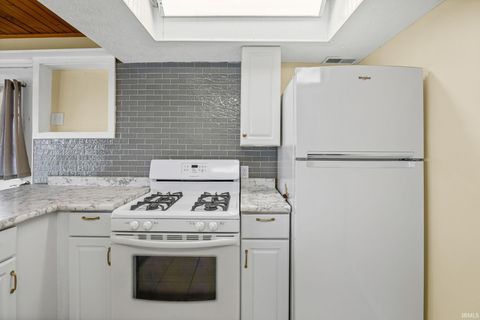 Tiny photo for 11914 W Breezy Point Drive, Monticello, IN 47960 (MLS # 202607538)