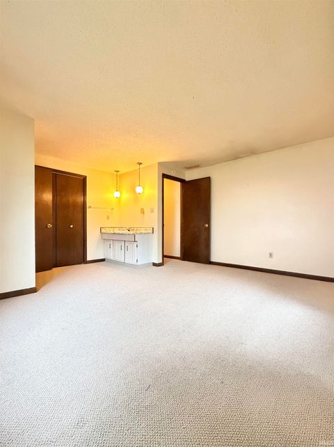 Tiny photo for 1521 Canterbury Court, Huntington, IN 46750 (MLS # 202624751)