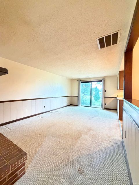 Tiny photo for 1521 Canterbury Court, Huntington, IN 46750 (MLS # 202624751)