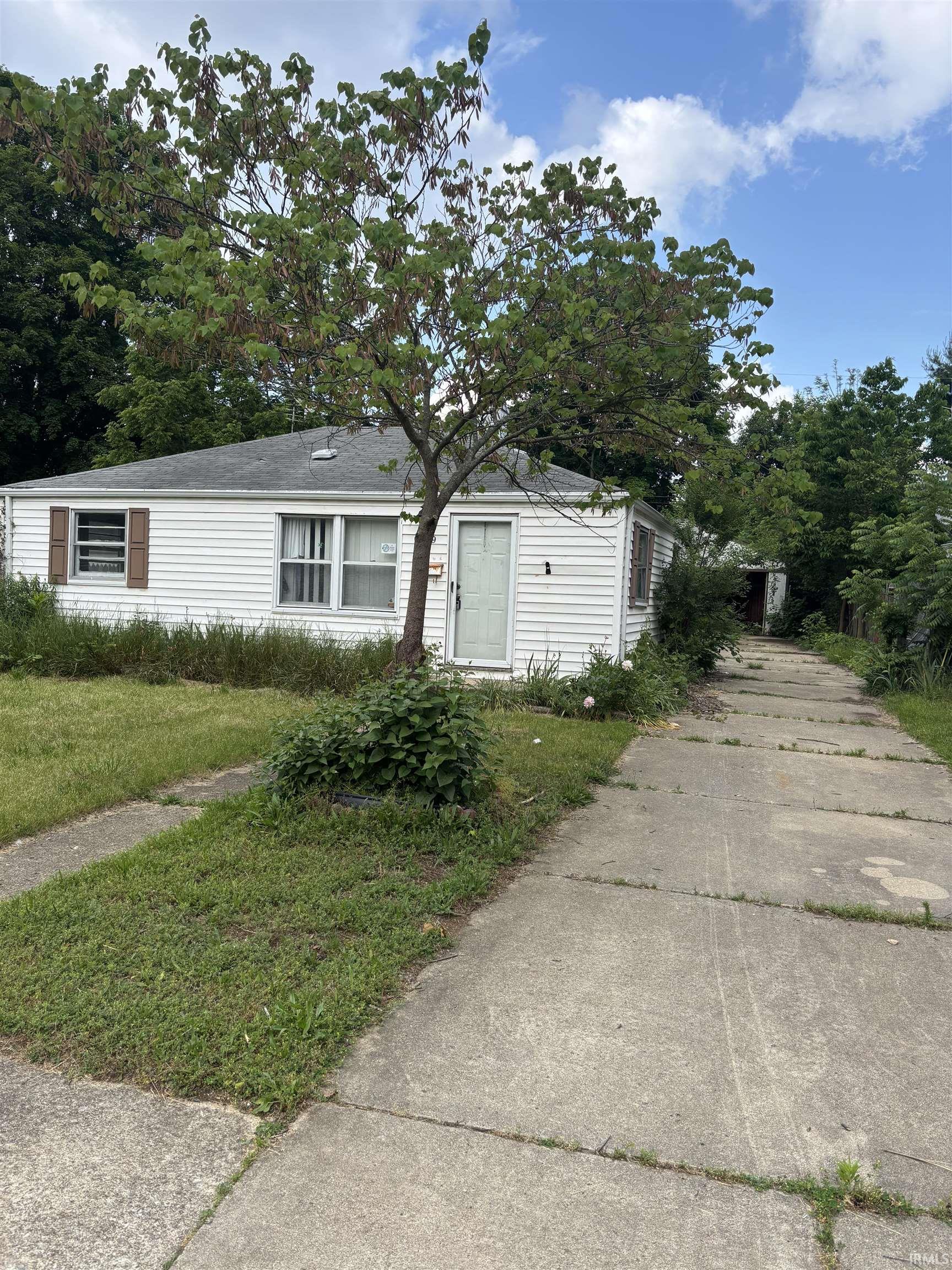 South Bend, Indiana 46616, United States, 2 Bedrooms Bedrooms, ,1 BathroomBathrooms,Residential,Active,147336