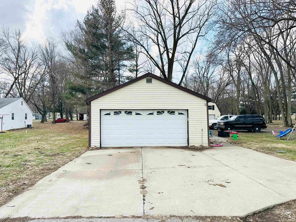 Photo of 65159 US 31 Highway, Lakeville, IN 46536 (MLS # 202607497)