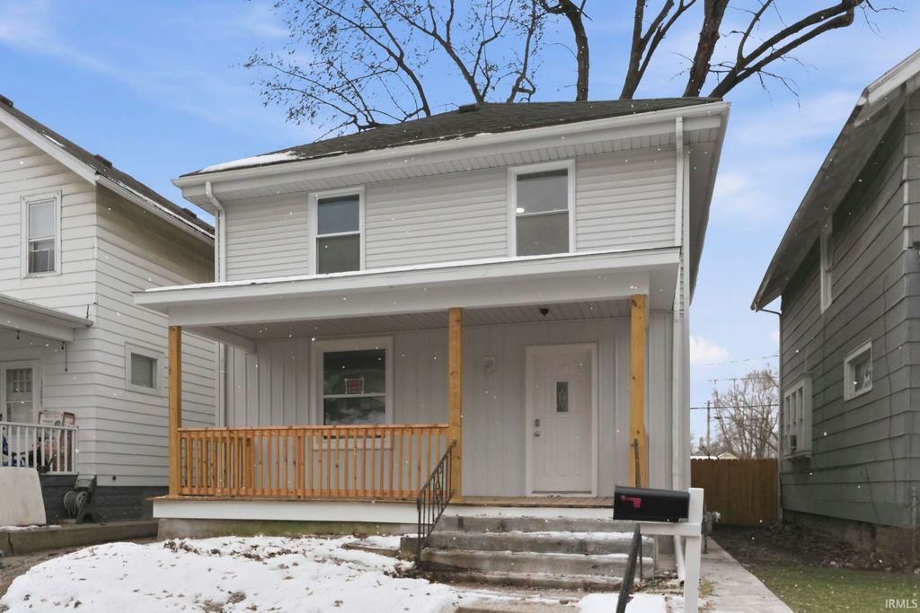 Photo of 1213 W Wildwood Avenue, Fort Wayne, IN 46807 (MLS # 202548825)