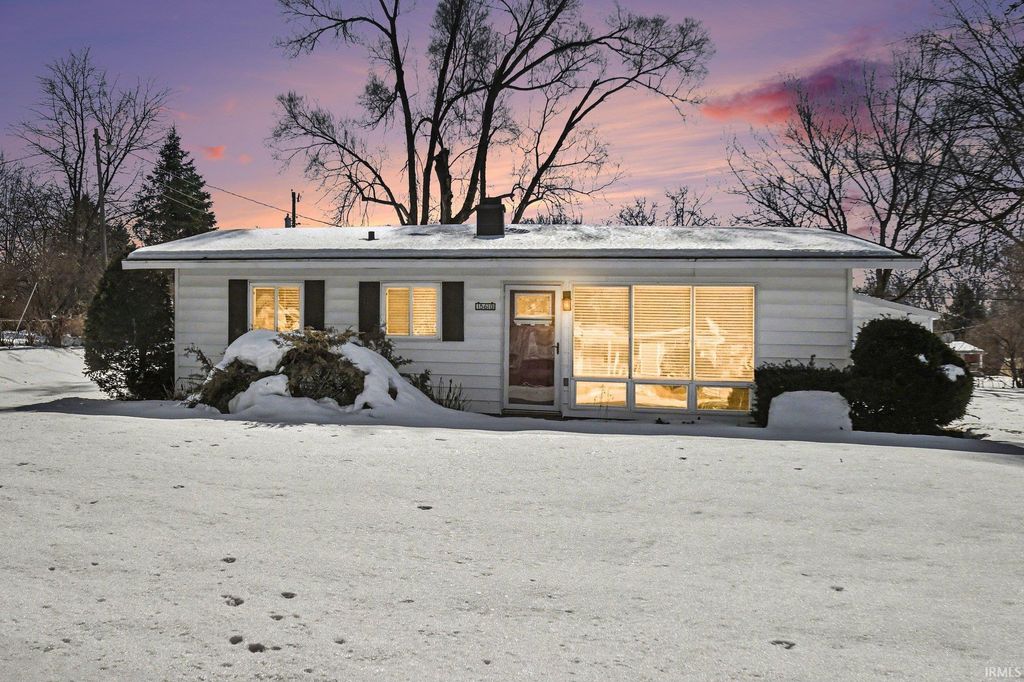 Photo of 15610 Hamilton Street, Granger, IN 46530 (MLS # 202604826)