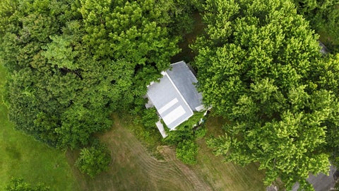 Photo of 7 Rawlins Street, Bedford, IN 47421 (MLS # 202625113)