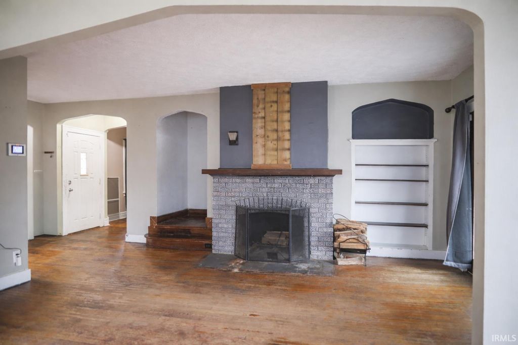 Photo of 306 W Michigan Street, Rolling Prairie, IN 46371 (MLS # 202608362)