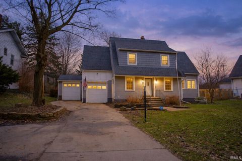 Photo of 306 W Michigan Street, Rolling Prairie, IN 46371 (MLS # 202608362)