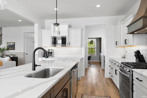 Tiny photo for 4431 Admirals Cove Drive, Lafayette, IN 47909 (MLS # 202616459)