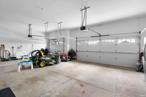 Tiny photo for 4431 Admirals Cove Drive, Lafayette, IN 47909 (MLS # 202616459)