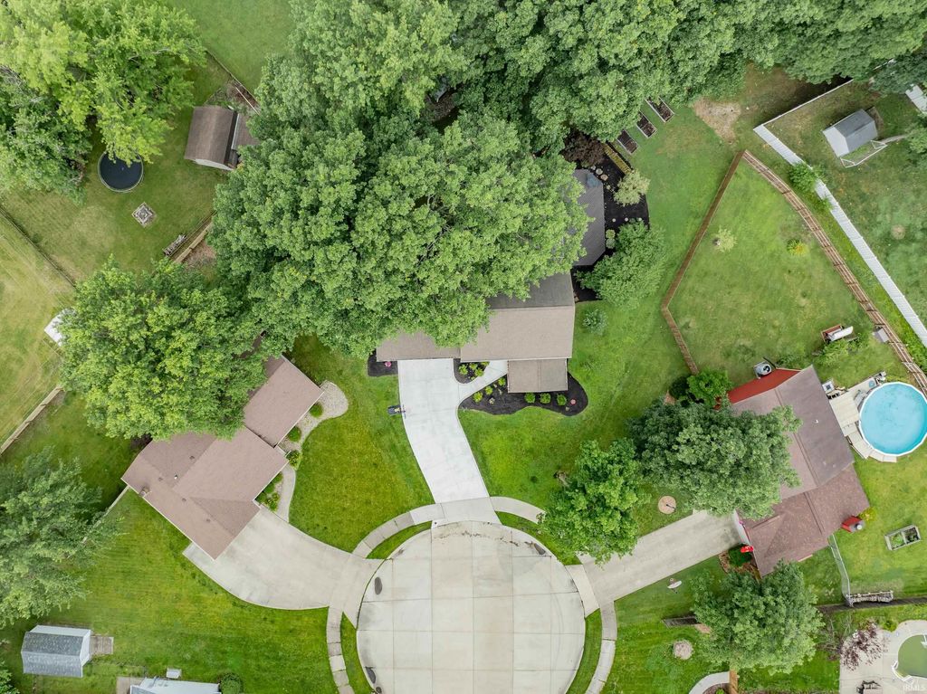 Photo of 4233 Havenwood Court, Woodburn, IN 46797 (MLS # 202625071)