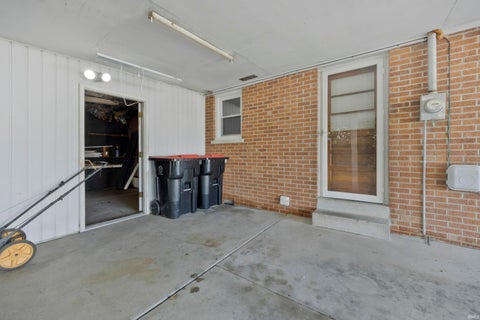 Tiny photo for 831 Mill Street, Mount Vernon, IN 47620 (MLS # 202634084)