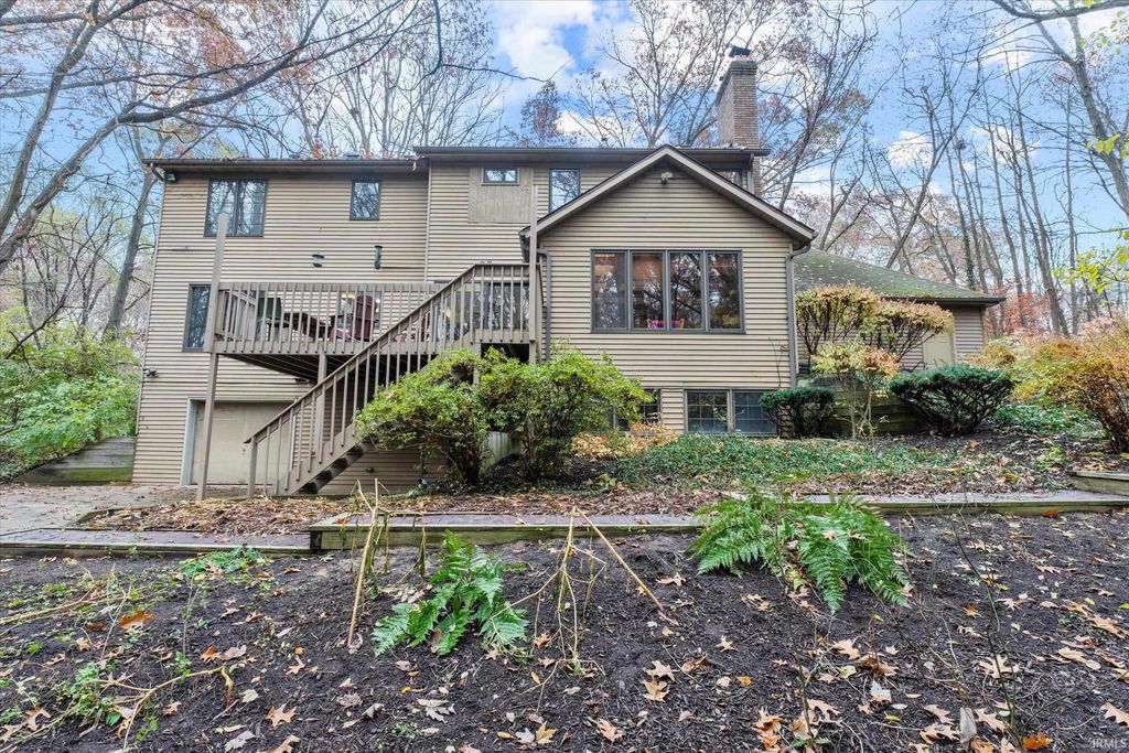 Photo of 51981 Farmington Square Road, Granger, IN 46530 (MLS # 202601045)