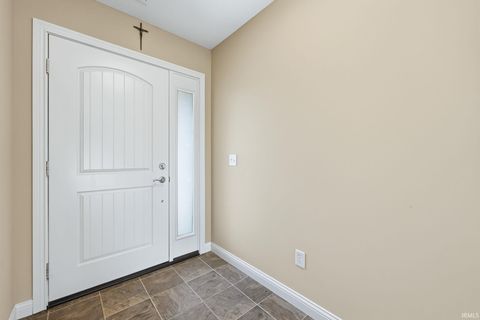 Tiny photo for 436 Kings Cross Crossing, Huntington, IN 46750 (MLS # 202611567)