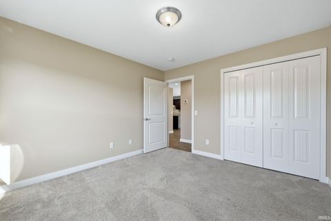 Tiny photo for 436 Kings Cross Crossing, Huntington, IN 46750 (MLS # 202611567)