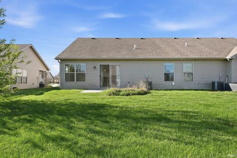 Tiny photo for 436 Kings Cross Crossing, Huntington, IN 46750 (MLS # 202611567)