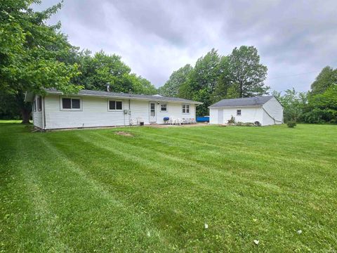 Tiny photo for 6302 Goshen Road, Fort Wayne, IN 46818 (MLS # 202622093)