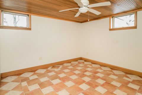 Tiny photo for 901 S Lincoln Street, Bloomington, IN 47401 (MLS # 202624782)