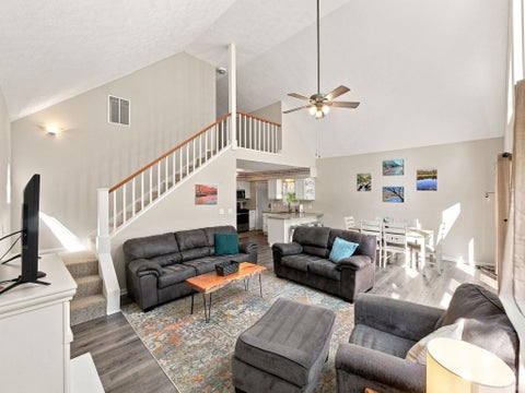 Tiny photo for 11390 W Horseshoe Bend Road, Brookston, IN 47923 (MLS # 202637848)