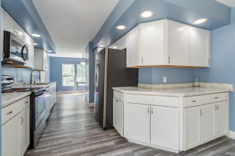 Tiny photo for 4222 W Curry Court, Bloomington, IN 47403 (MLS # 202637509)