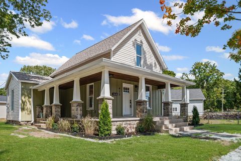 Photo of 413 W Summit Street, Delphi, IN 46923 (MLS # 202535521)