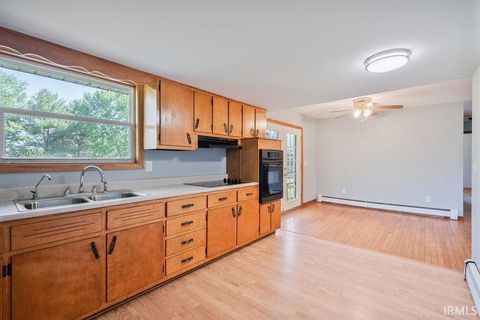 Tiny photo for 3092 W 300 SOUTH, Kokomo, IN 46902 (MLS # 202614084)